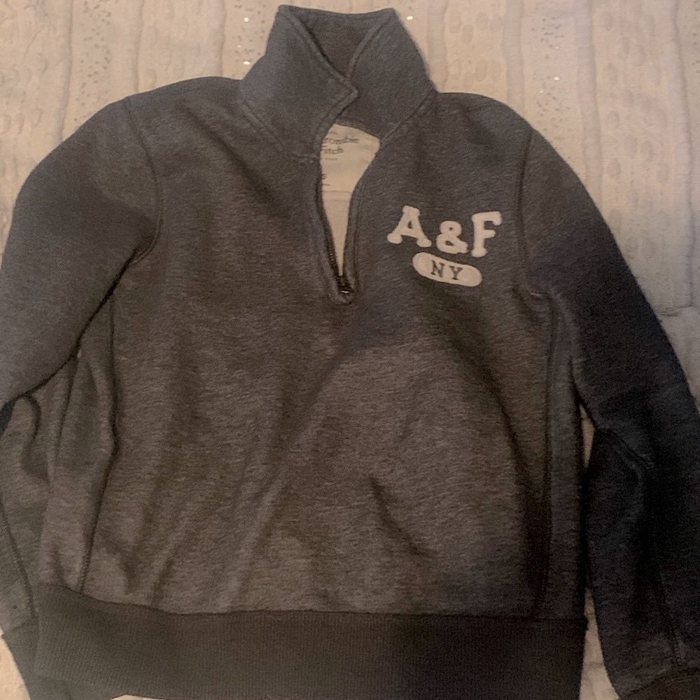 Comfy and soft A&F Preppy cuteness for your summer evenings by the dock